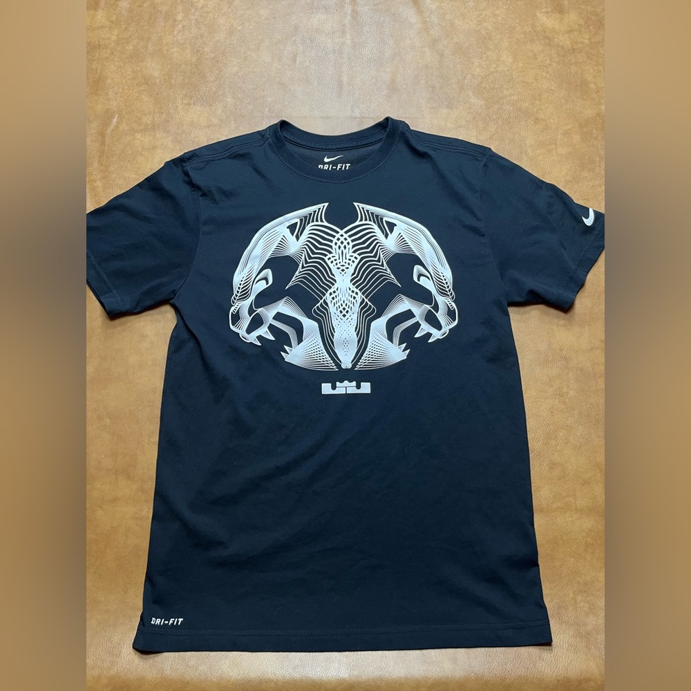 Nike - Black LeBron James Shirt - Medium